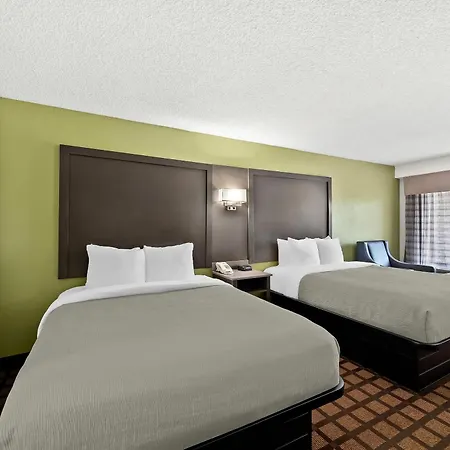 Quality Inn Raeford Exterior photo
