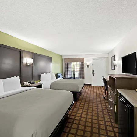Quality Inn Raeford Exterior photo
